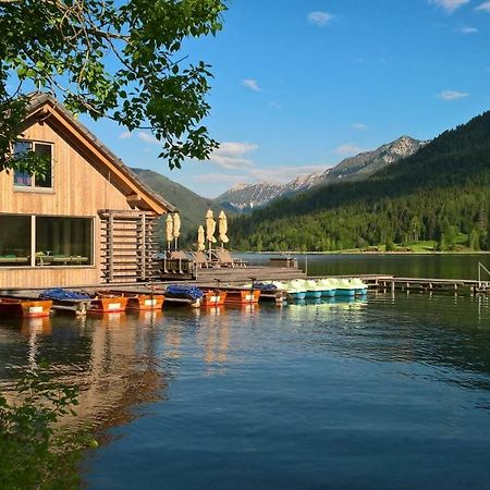 Strandhotel Am Weissensee Exterior foto