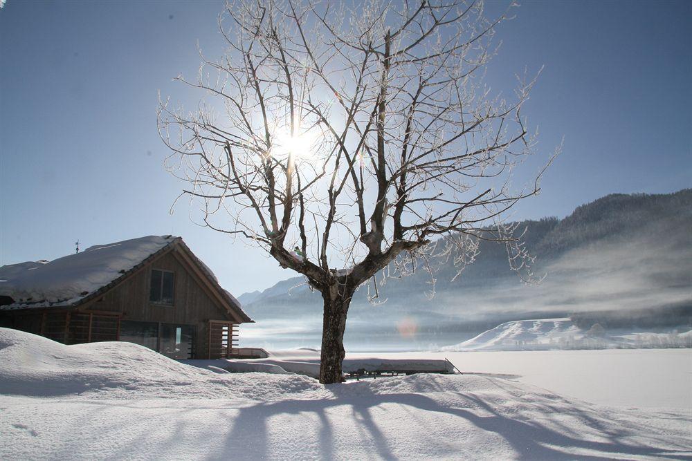 Strandhotel Am Weissensee Exterior foto